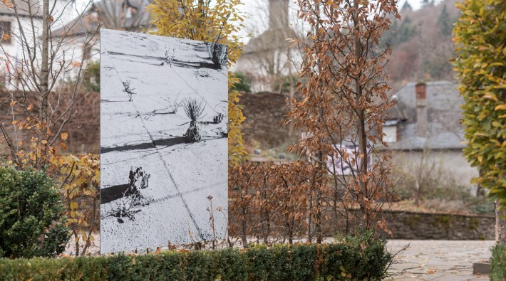 Vue d'exposition, 2019-2020, Mona Kuhn, SHE DISAPPEARED INTO COMPLETE SILENCE © Edouard Olszewski