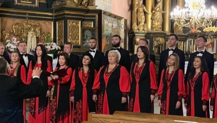 Festliche Weihnacht - K&K Opernchor - IMG 1